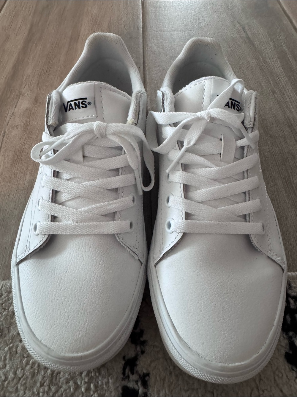 Vans Woman’s White Low-Top Lace-Up Sneakers - Picture 2 of 4
